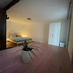 Creek's Cave - The Paradise For Climbers Apartamento